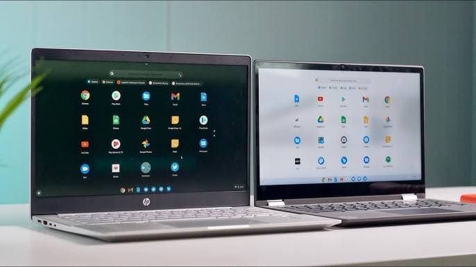 image of dark mode vs light mode on two different laptops